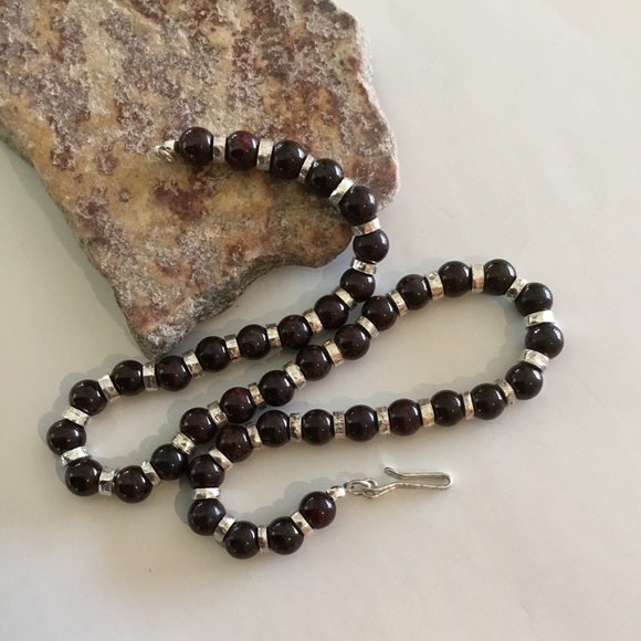 Genuine red garnet on .999 fine silver necklace - Picture 2 of 8